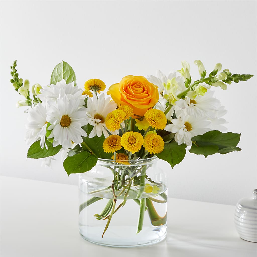 Sun Salutation Bouquet – Blossom And Brew Co, Menasha WI