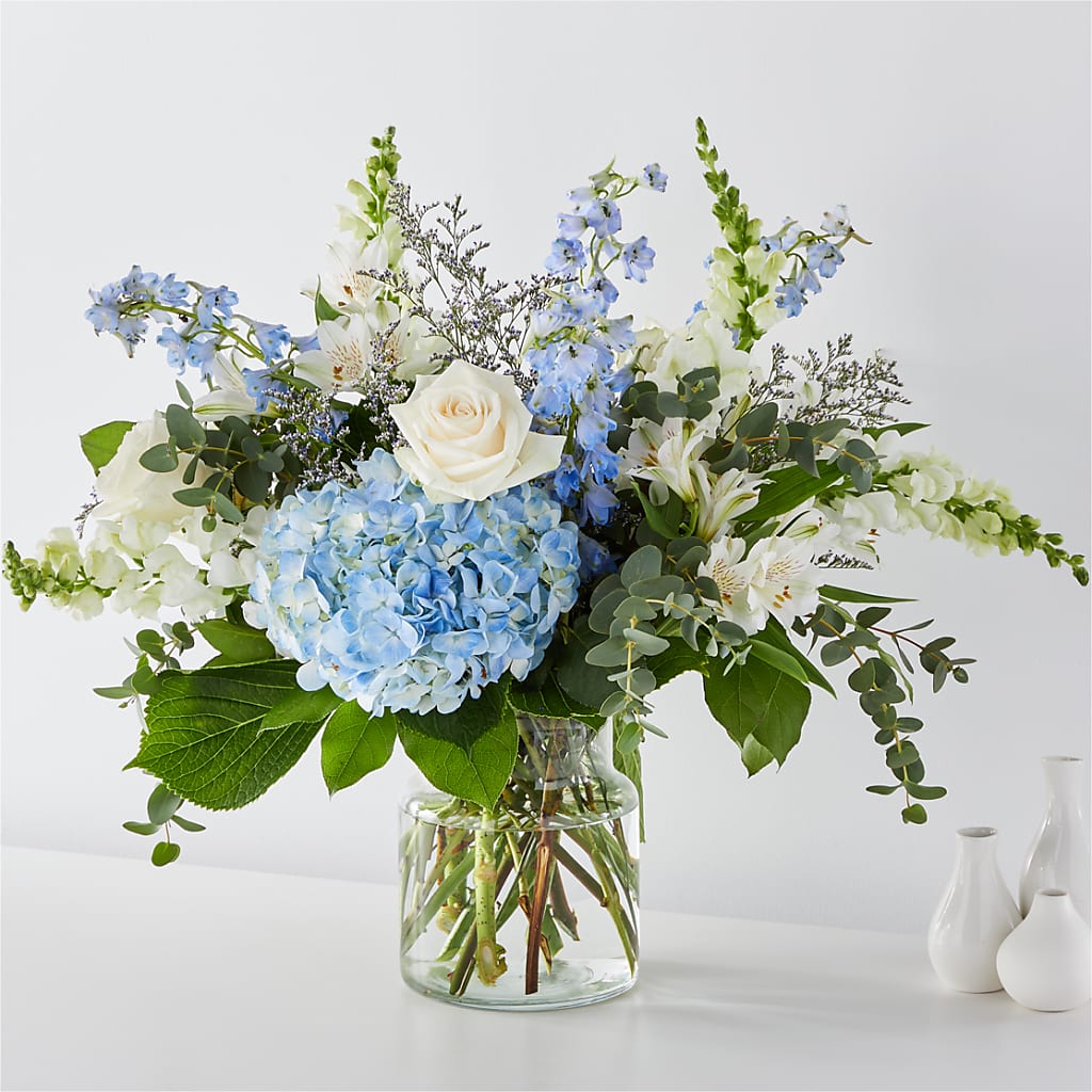 Coastal Blossom Bouquet – Blossom And Brew Co, Menasha WI