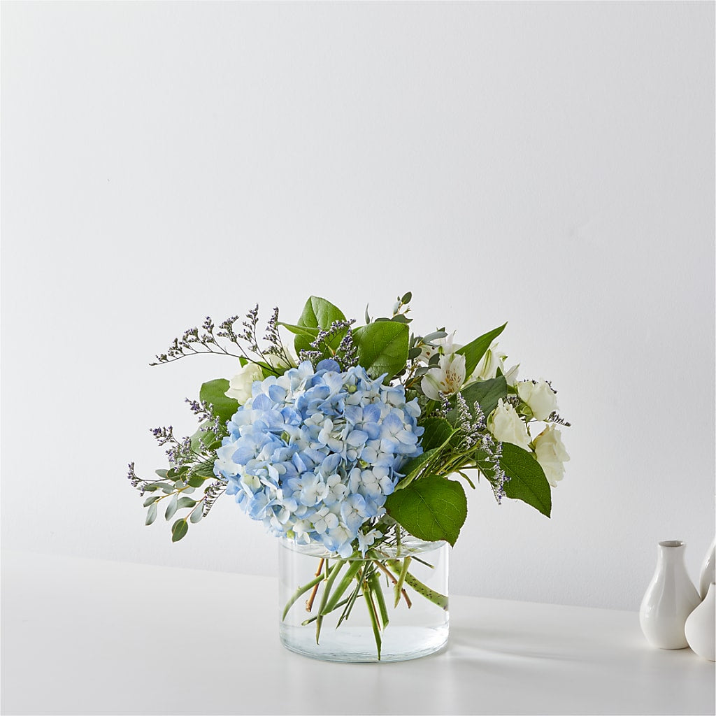 Coastal Blossom Bouquet – Blossom And Brew Co, Menasha WI