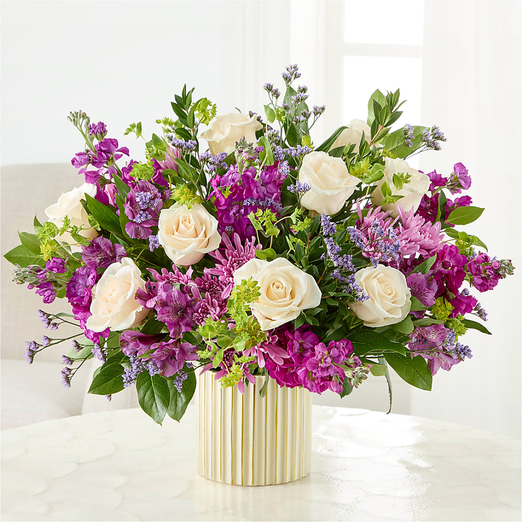 The Boutique Bouquet – Blossom And Brew Co, Menasha WI