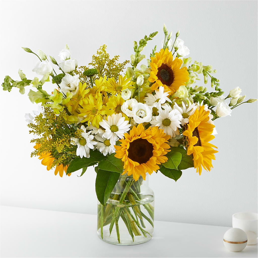 Hello Sunshine Bouquet – Blossom And Brew Co, Menasha WI