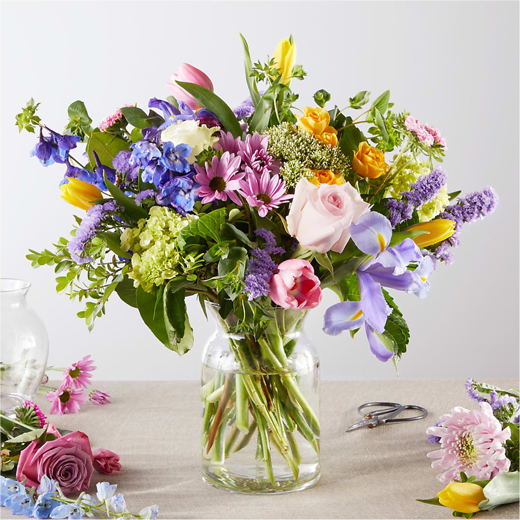 Pastel Tradition - A Florist Original – Blossom And Brew Co, Menasha WI