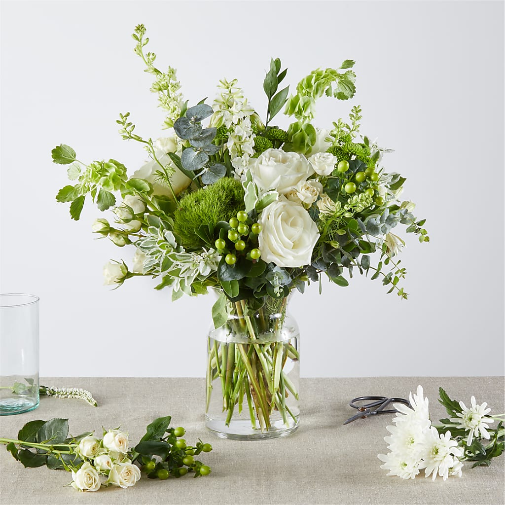 Irish Garden - A Florist Original – Blossom And Brew Co, Menasha WI