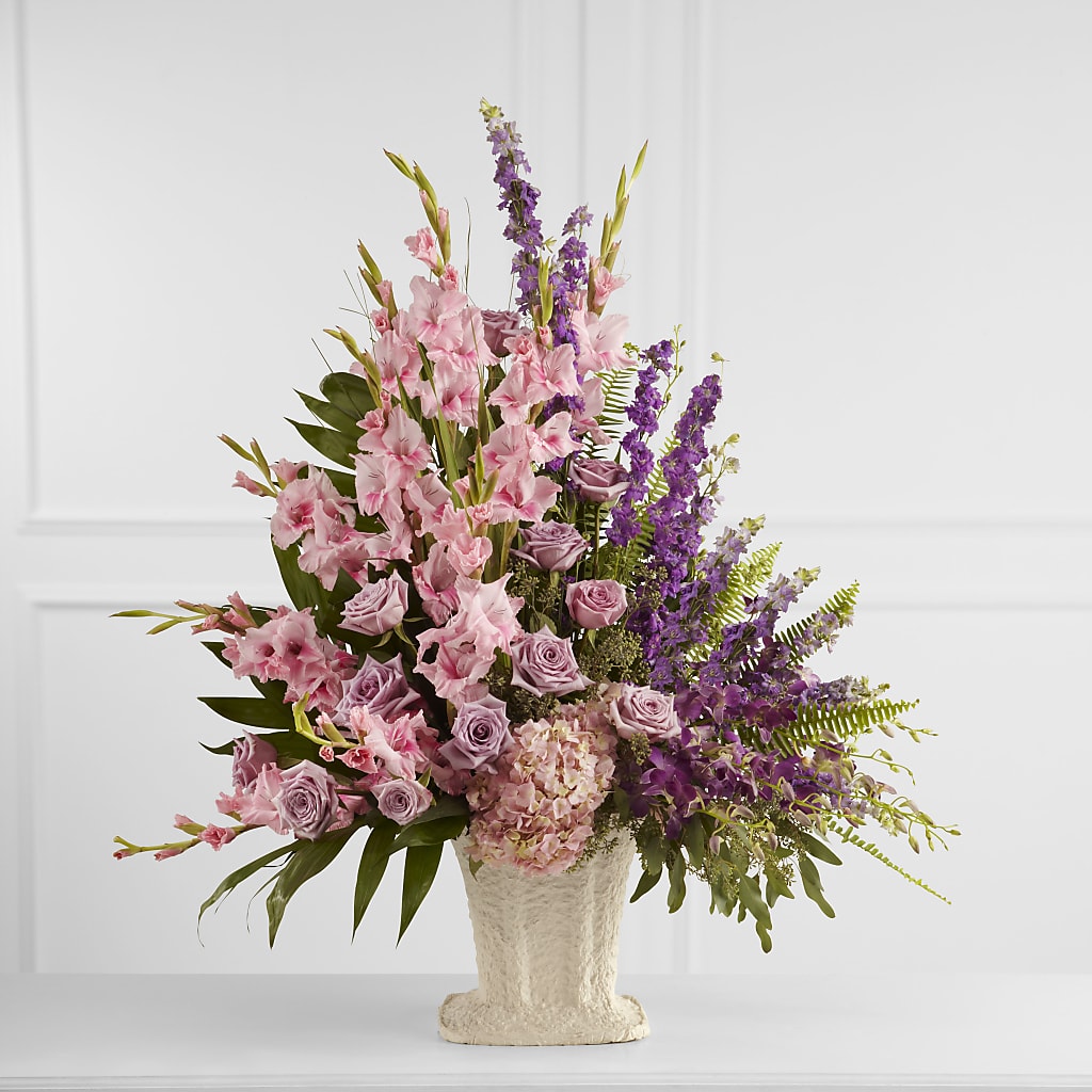 Flowing Garden Arrangement – Blossom And Brew Co, Menasha WI