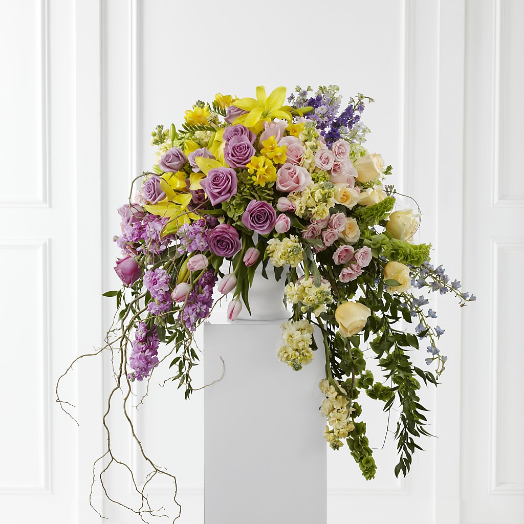 Display of Affection Arrangement – Blossom And Brew Co, Menasha WI