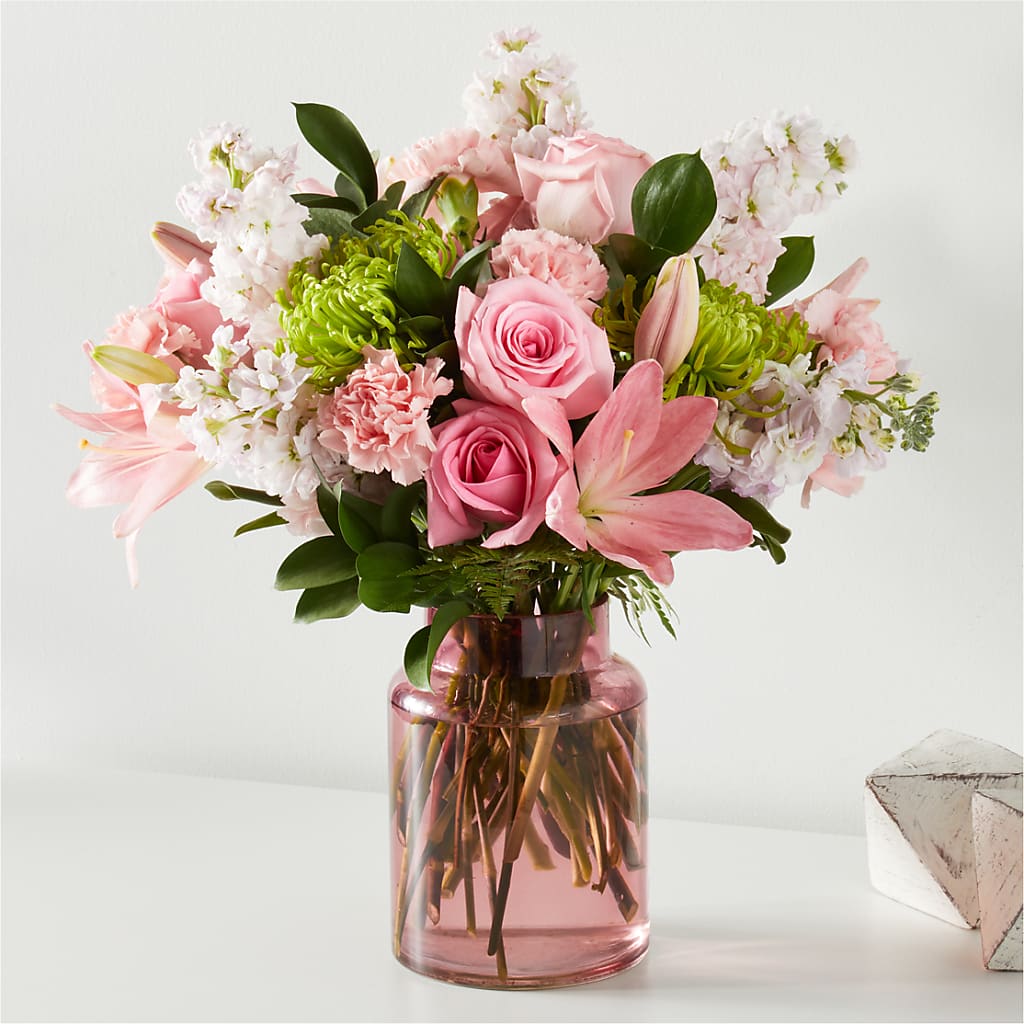 Pretty in Pink Bouquet – Blossom And Brew Co, Menasha WI