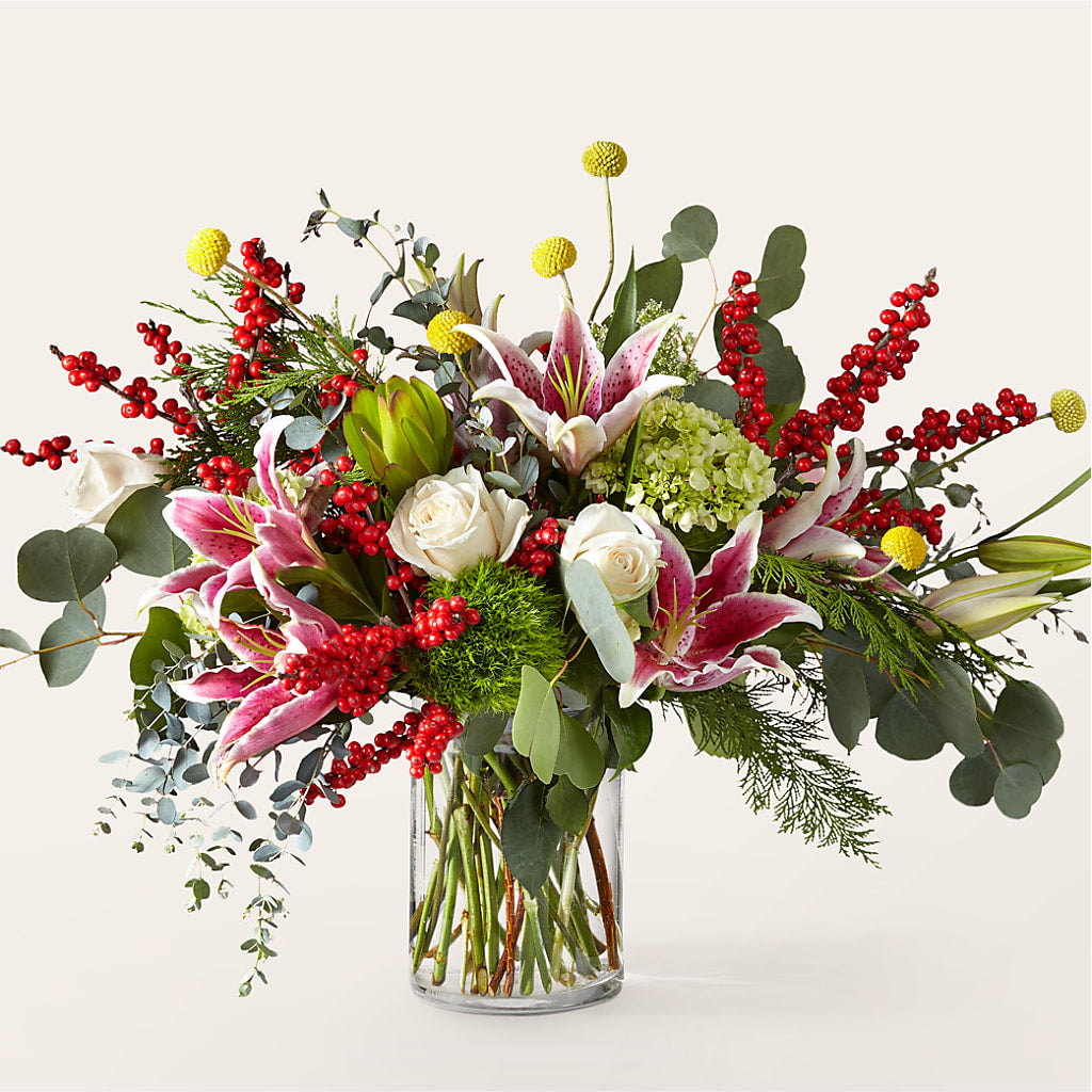 Berry & Bright Bouquet – Blossom And Brew Co, Menasha WI