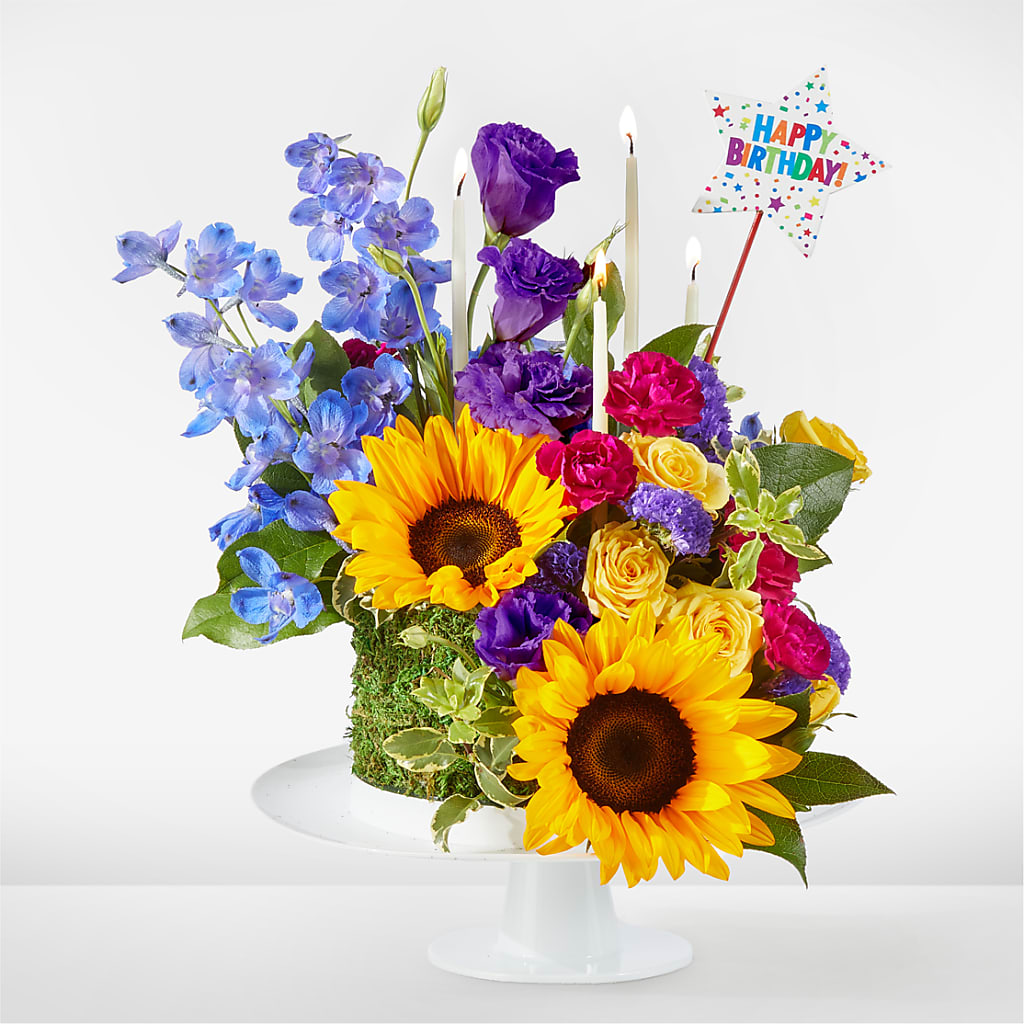 Star of the Day Floral Cake – Blossom And Brew Co, Menasha WI