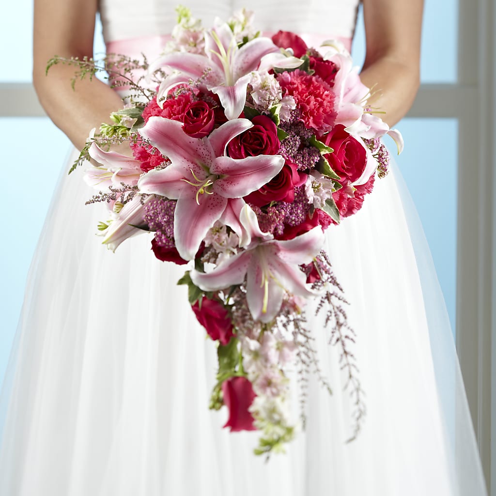 Lily & Rose Bouquet – Blossom And Brew Co, Menasha WI