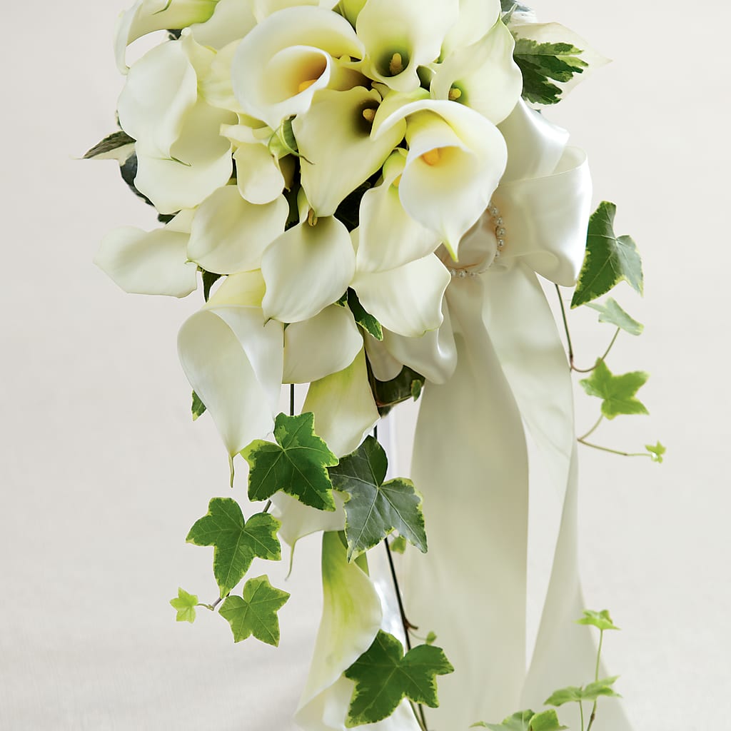 White Chapel Bouquet – Blossom And Brew Co, Menasha WI