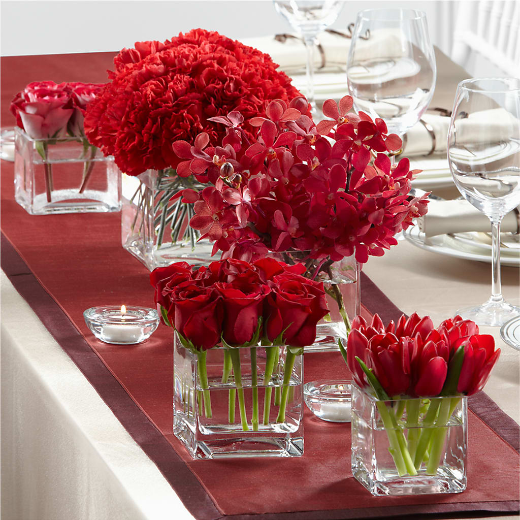 Modern Grace Centerpiece – Blossom And Brew Co, Menasha WI