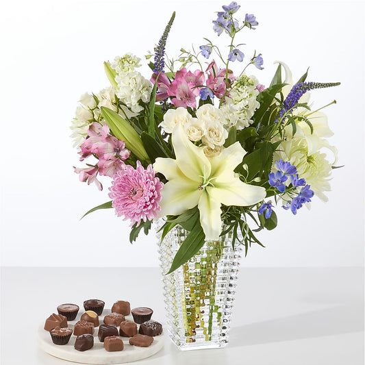 Winter Celebration Bouquet –  Blossom And Brew Co, Menasha WI