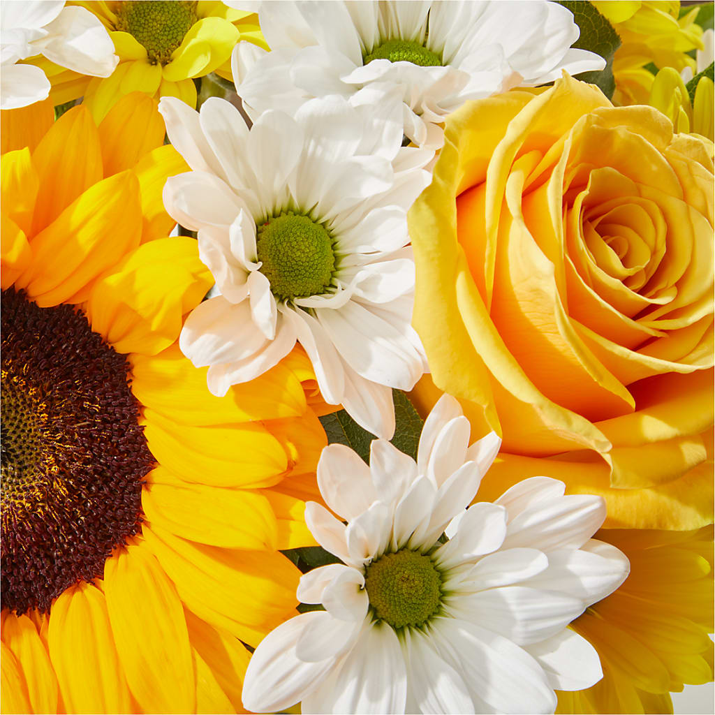 Be Happy Bouquet –  Blossom And Brew Co, Menasha WI
