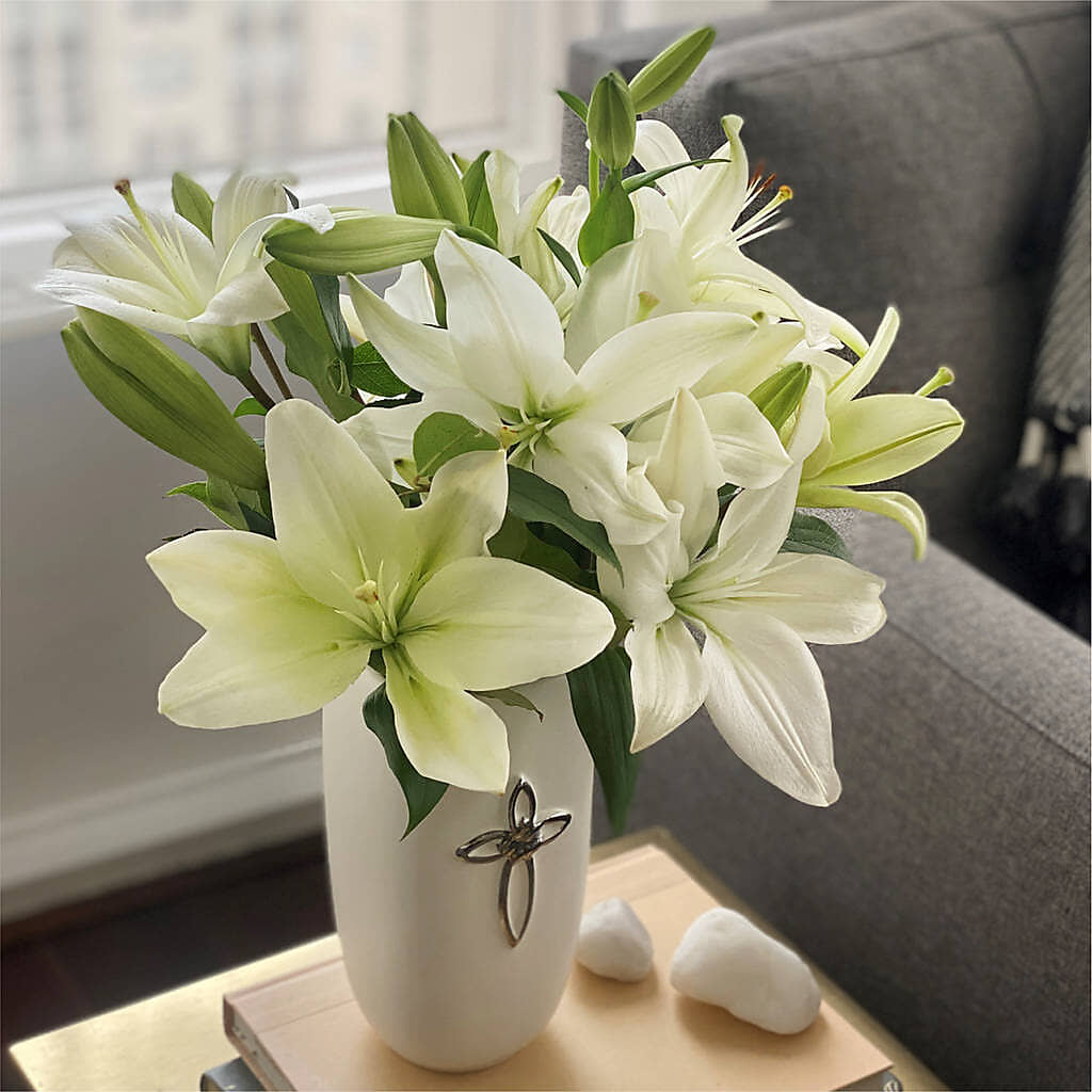 Faithful Blessings Bouquet –  Blossom And Brew Co, Menasha WI