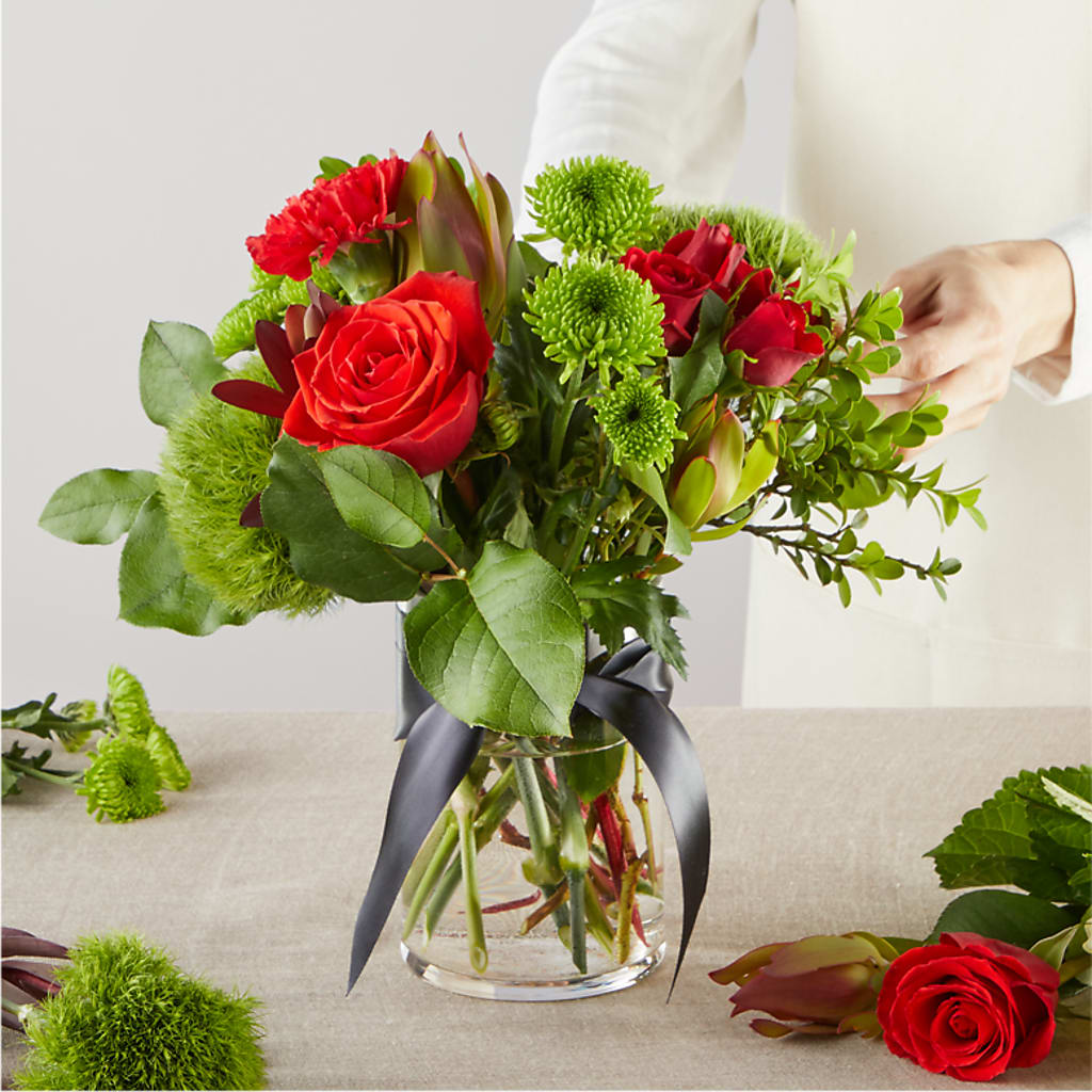 Heritage Kindle – A Florist Original –  Blossom And Brew Co, Menasha WI