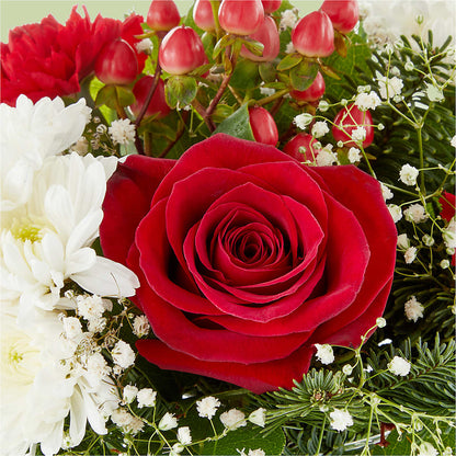 Chance of Flurries Bouquet –  Blossom And Brew Co, Menasha WI