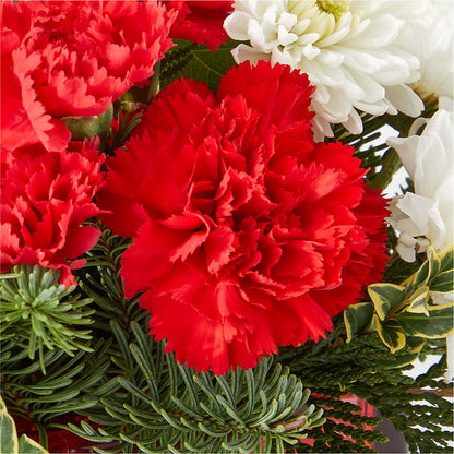 Christmas Market Bouquet –  Blossom And Brew Co, Menasha WI