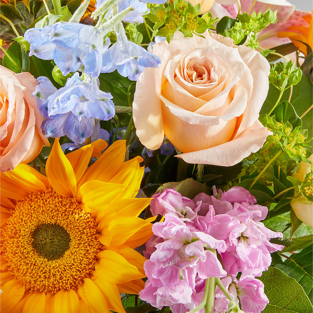 Dreamy Meadows Bouquet –  Blossom And Brew Co, Menasha WI