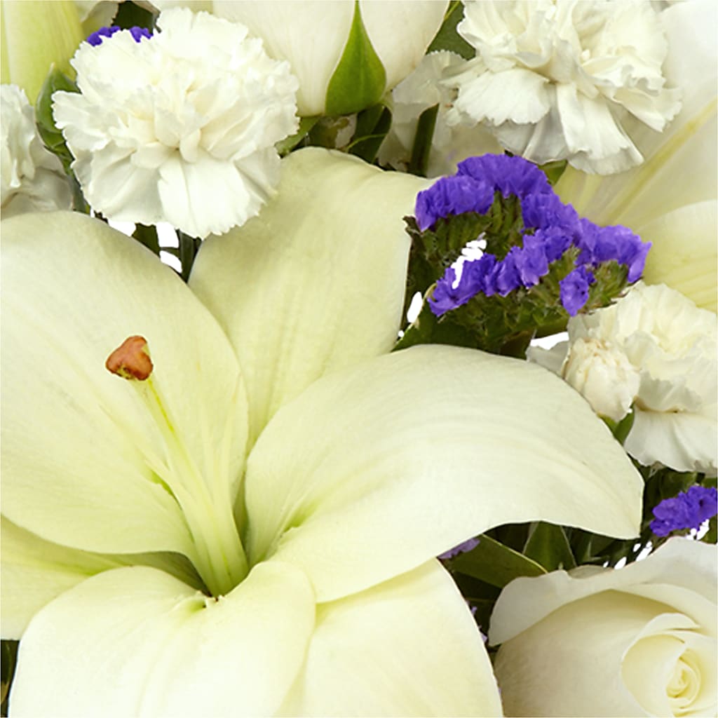 Sapphire Rush Bouquet –  Blossom And Brew Co, Menasha WI