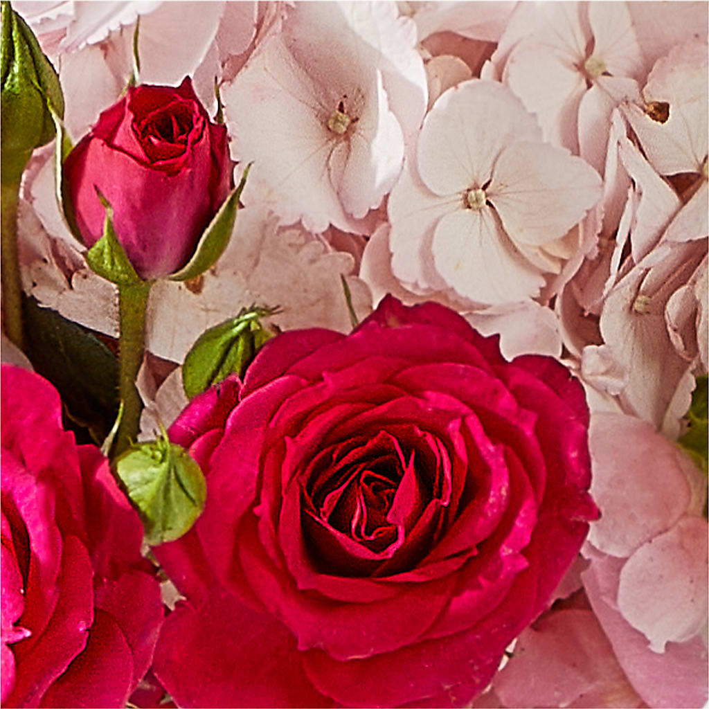 Glitz & Glam Bouquet –  Blossom And Brew Co, Menasha WI