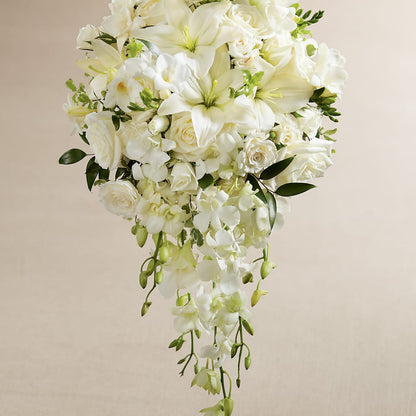 White Wonders Bouquet –  Blossom And Brew Co, Menasha WI